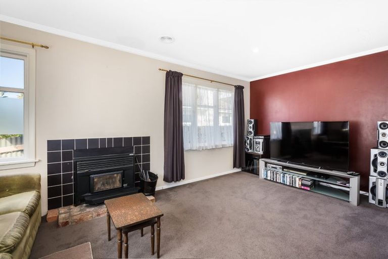 Photo of property in 6 Wood Street, Wainuiomata, Lower Hutt, 5014