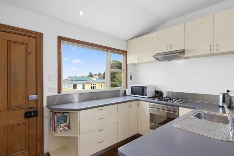 Photo of property in 18 Kilgour Street, Roslyn, Dunedin, 9010