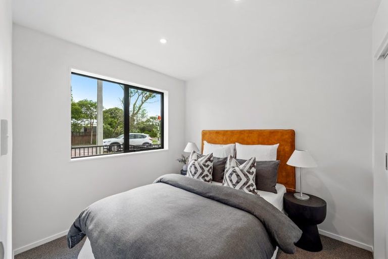 Photo of property in 357 Glengarry Road, Glen Eden, Auckland, 0602