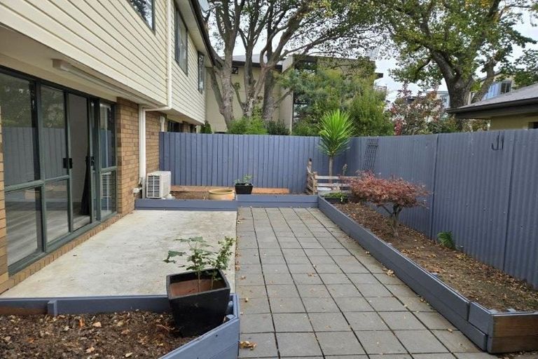 Photo of property in 1/31 Whiteleigh Avenue, Addington, Christchurch, 8024