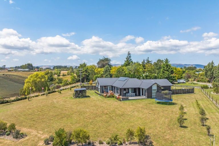 Photo of property in 541 Stoney Creek Road, Kelvin Grove, Palmerston North, 4470