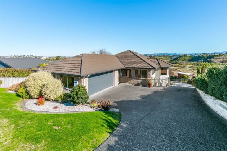 Photo of property in 102 Sereno Vista, Bellevue, Tauranga, 3110