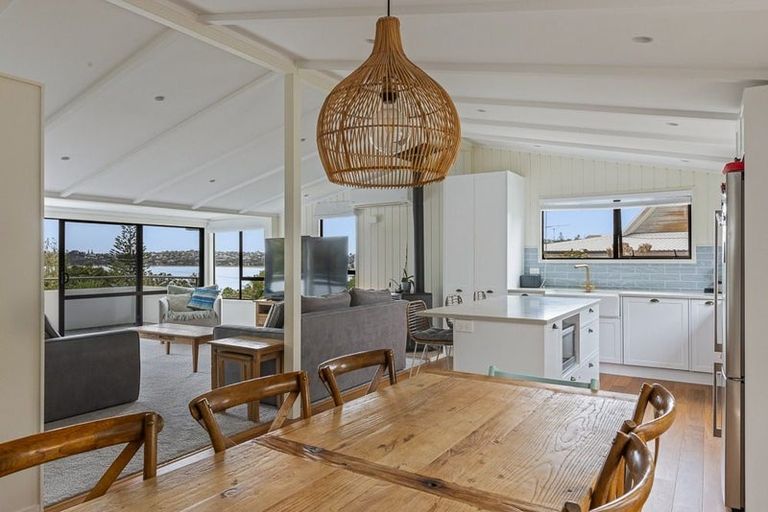 Photo of property in 50 Swann Beach Road, Stanmore Bay, Whangaparaoa, 0932