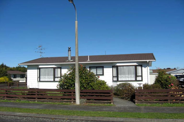 Photo of property in 2/34 King Street, Carterton, 5713