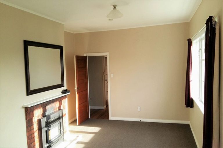 Photo of property in 75 Latham Street, Marewa, Napier, 4110
