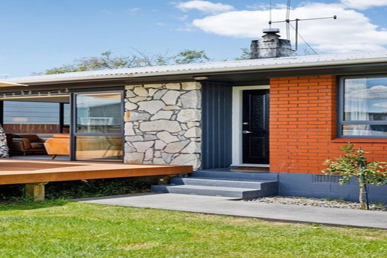 Photo of property in 42 Shakespeare Street, Leamington, Cambridge, 3432