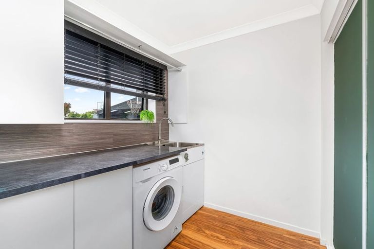 Photo of property in 25 Westfield Avenue, Templeton, Christchurch, 8042