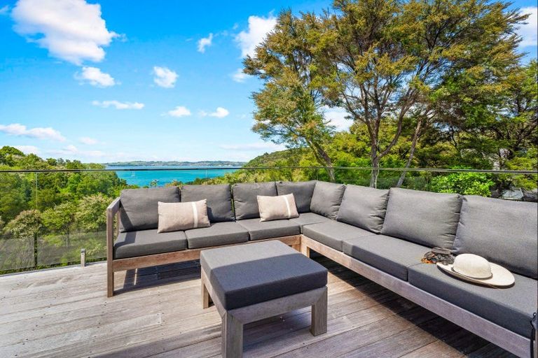 Photo of property in 34 Whitmore Road, Tawharanui Peninsula, Matakana, 0986