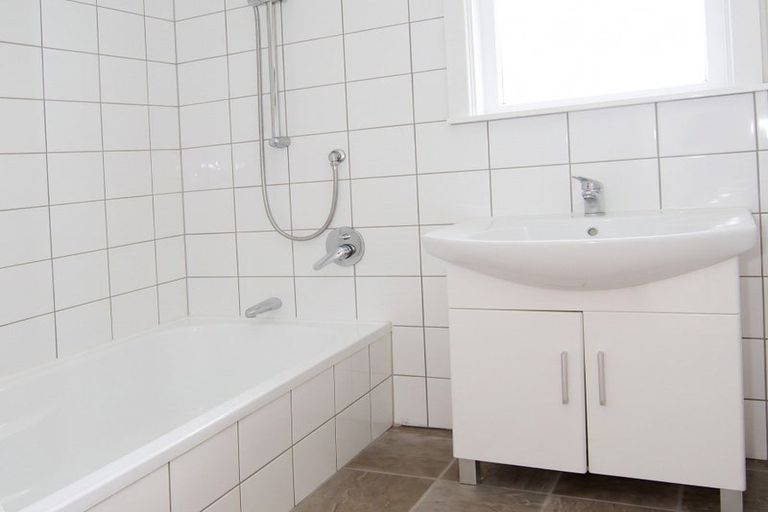 Photo of property in 81 Ruahine Street, Paraparaumu, 5032