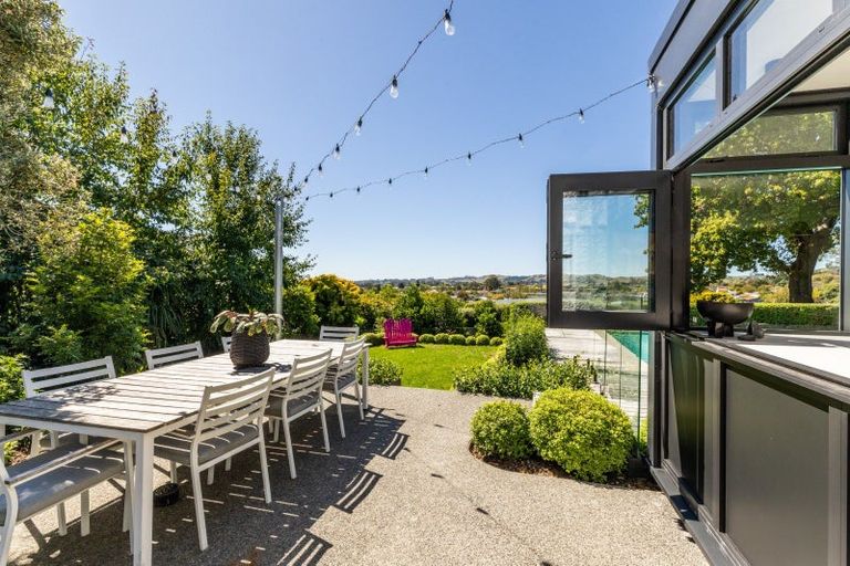 Photo of property in 51 Simla Avenue, Havelock North, 4130