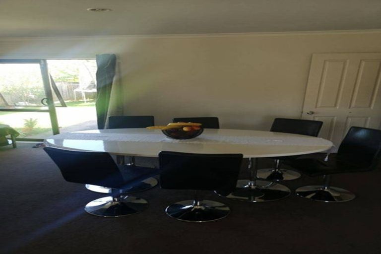 Photo of property in 15 Dole Place, Mangere, Auckland, 2022