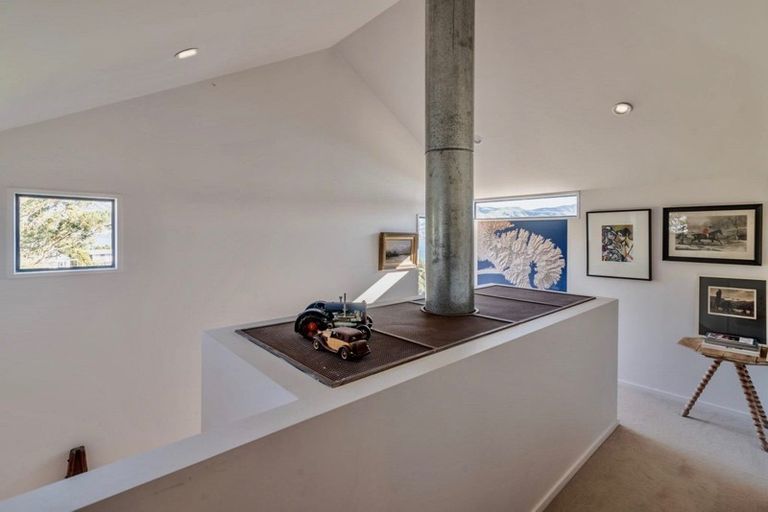 Photo of property in 42 Hempleman Drive, Akaroa, 7520