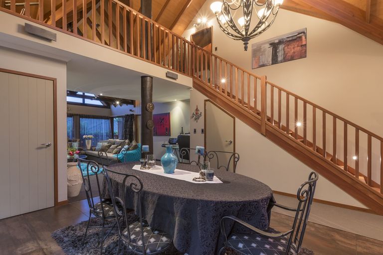 Photo of property in 17 Roger Guy Place, Welcome Bay, Tauranga, 3175