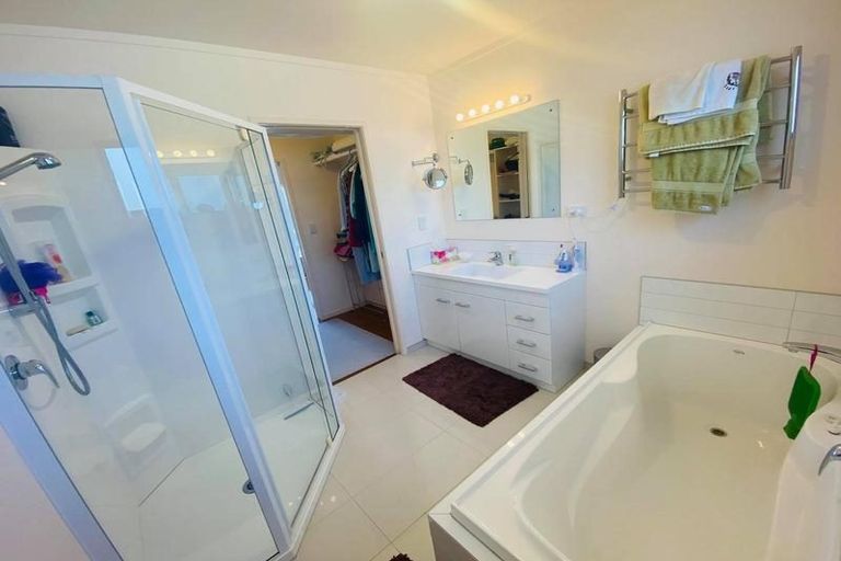 Photo of property in 107 Marram Place, Matarangi, Whitianga, 3592