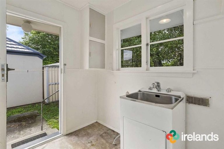 Photo of property in 10 Bevington Street, Avonhead, Christchurch, 8042