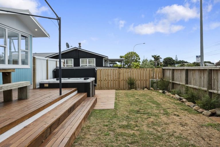 Photo of property in 1142a Papamoa Beach Road, Papamoa Beach, Papamoa, 3118