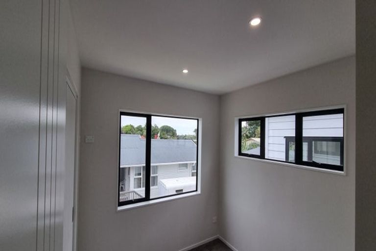 Photo of property in 451a Massey Road, Mangere East, Auckland, 2024