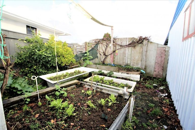 Photo of property in 3 Richardson Street, Woodville, 4920