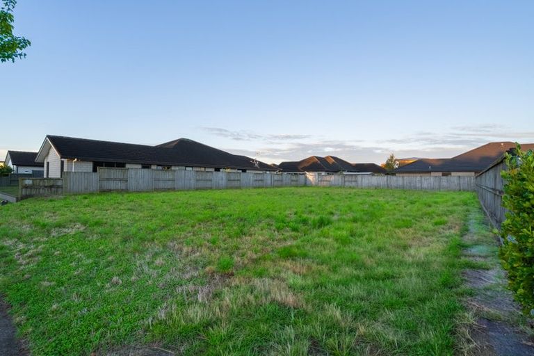 Photo of property in 35 Helen June Avenue, Flagstaff, Hamilton, 3210