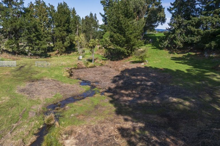 Photo of property in 32 Makerikeri Road, Loburn, Rangiora, 7472