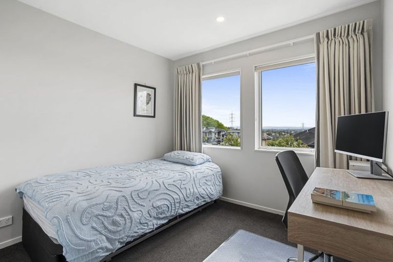 Photo of property in 122 Joseph Street, Flat Bush, Auckland, 2019