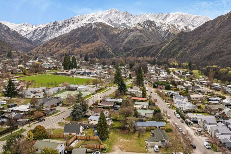Photo of property in 5 Payne Place, Arrowtown, 9302