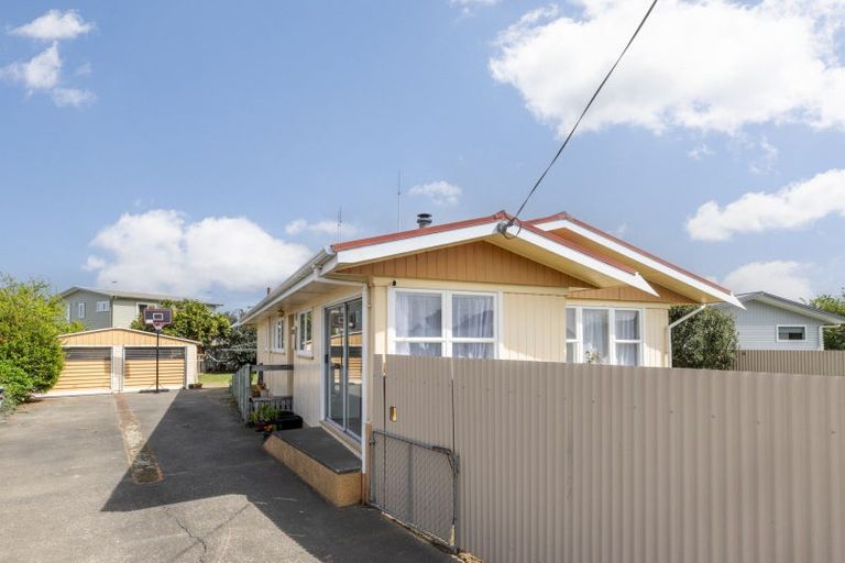 Photo of property in 153 Riverbend Road, Onekawa, Napier, 4110