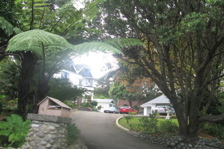 Photo of property in 4 Jenness Grove, Harbour View, Lower Hutt, 5010