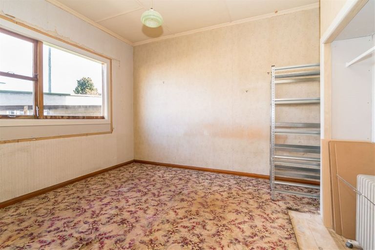 Photo of property in 37 Wesley Street, South Dunedin, Dunedin, 9012