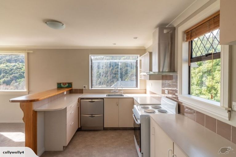 Photo of property in 37 Selwyn Avenue, Akaroa, 7520