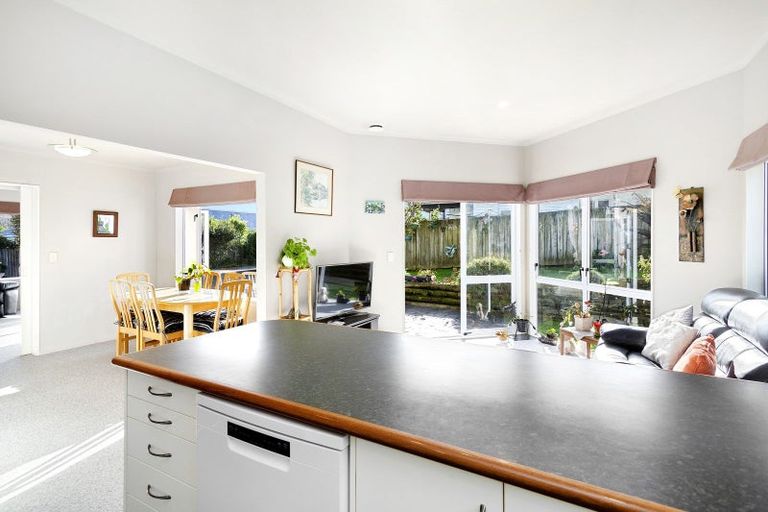 Photo of property in 42a Manuka Street, Stokes Valley, Lower Hutt, 5019