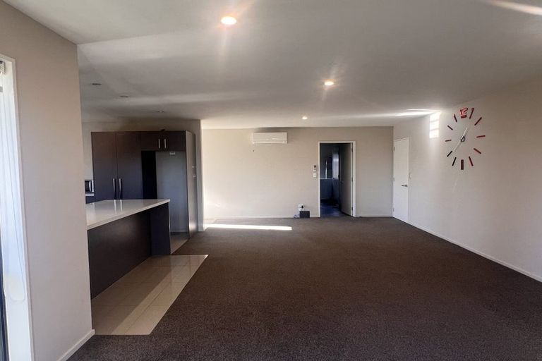 Photo of property in 72 Shillingford Boulevard, Rolleston, 7615