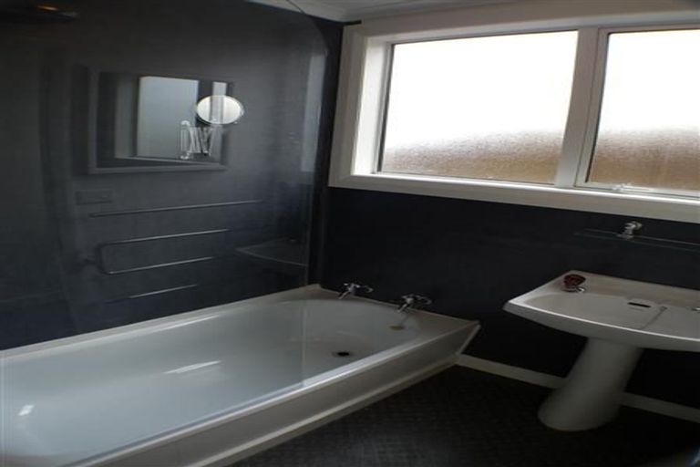 Photo of property in 2/130 Forbury Road, Saint Clair, Dunedin, 9012