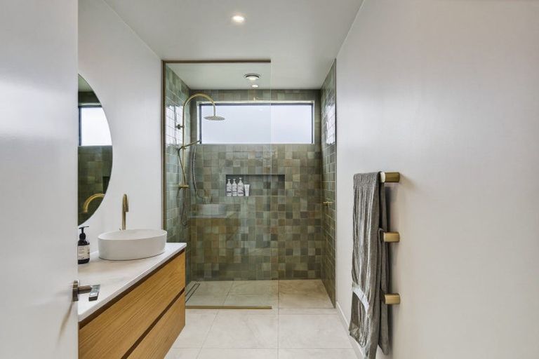 Photo of property in 589 Kent Road, Korito, New Plymouth, 4371