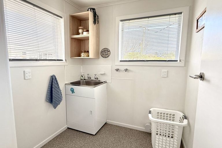 Photo of property in 45 Edinburgh Crescent, Waikiwi, Invercargill, 9810