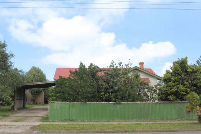 Photo of property in 74 Awapuni Road, Awapuni, Gisborne, 4010