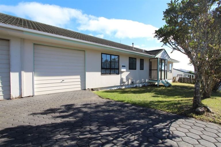 Photo of property in 6a Glenwood Grove, Woodridge, Wellington, 6037