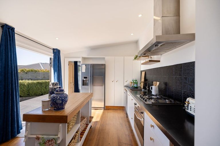 Photo of property in 582 Madras Street, St Albans, Christchurch, 8014