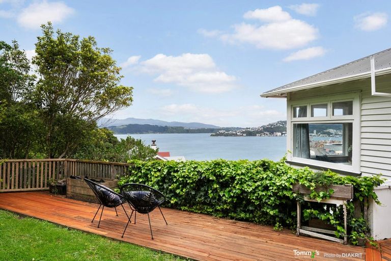 Photo of property in 123 Barnard Street, Wadestown, Wellington, 6012