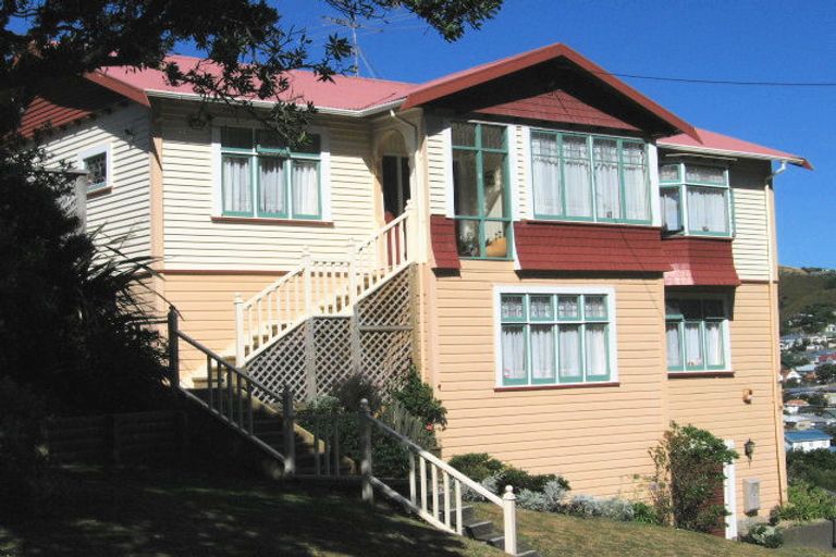 Photo of property in 109 Eden Street, Island Bay, Wellington, 6023