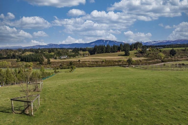 Photo of property in 32 Makerikeri Road, Loburn, Rangiora, 7472