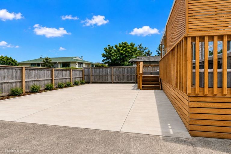 Photo of property in 2/33f Springs Road, Parakai, 0830