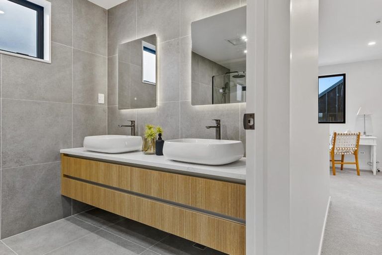 Photo of property in 67 Waterlily Street, Hobsonville, Auckland, 0616