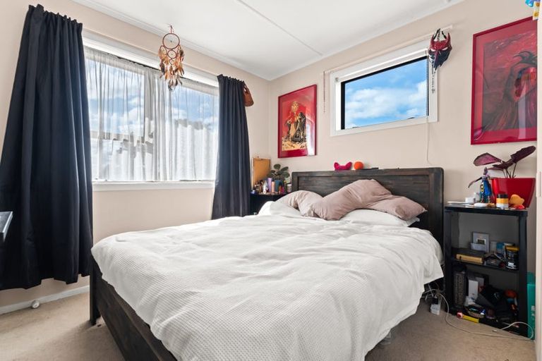 Photo of property in 36 Barrys Road, Glendene, Auckland, 0602