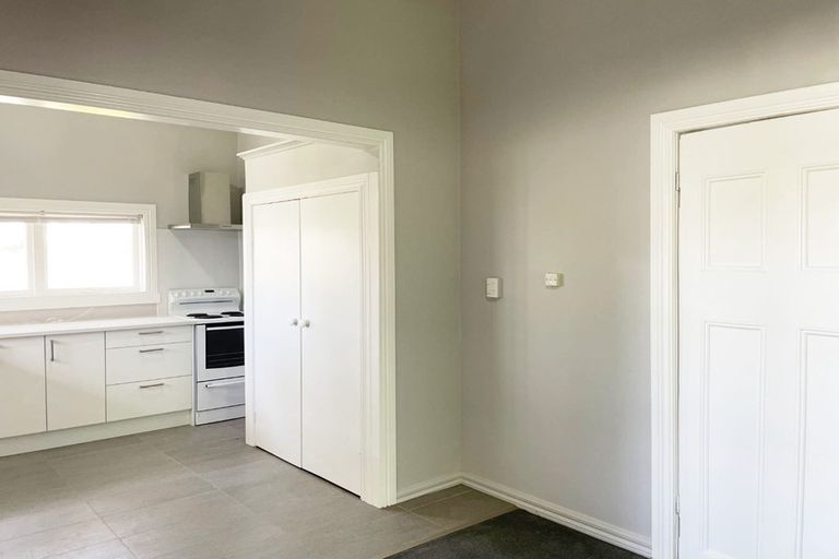 Photo of property in 30 Potatau Street, Grey Lynn, Auckland, 1021