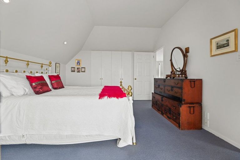 Photo of property in 1/17 Petworth Place, Westmorland, Christchurch, 8025