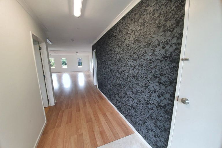 Photo of property in 42 Kapiti Road, Paraparaumu, 5032