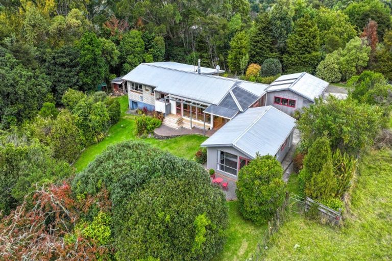 Photo of property in 15 Mangotahi Road, Thames, 3577