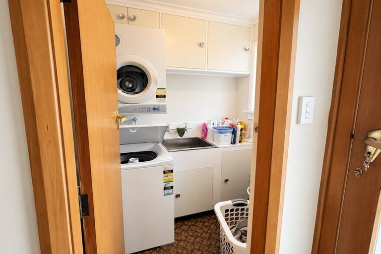 Photo of property in 5 Grant Street, Dunedin Central, Dunedin, 9016
