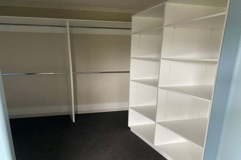 Photo of property in 10 Bradwell Crescent, Halswell, Christchurch, 8025